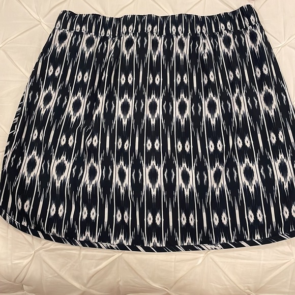 Athleta Casual Skort EUC - Picture 6 of 9